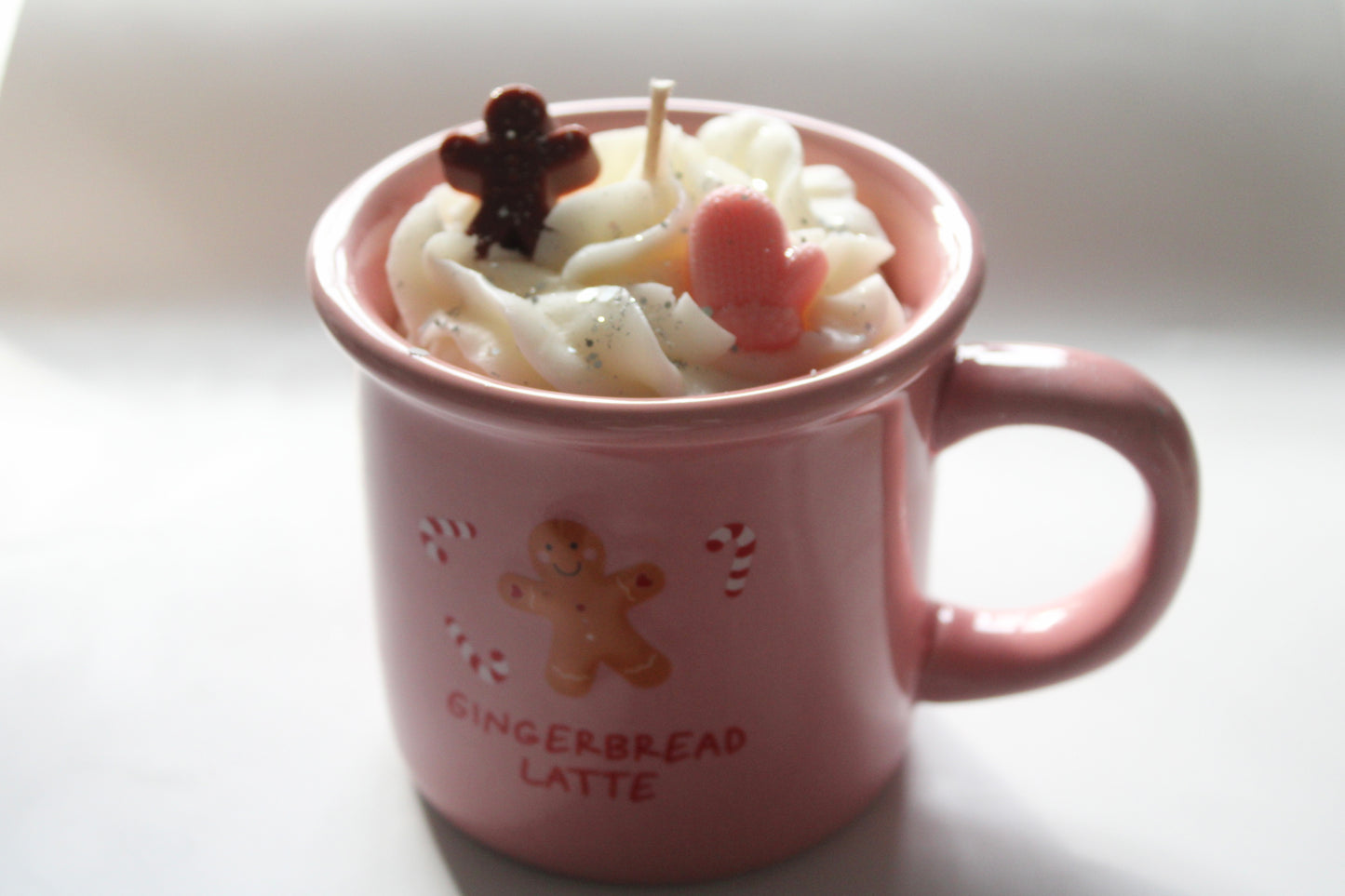 Gingerbread latte candle